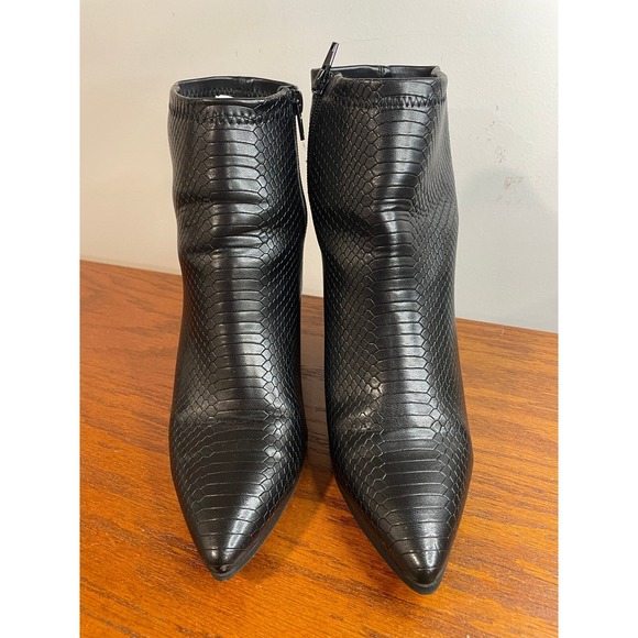 ALDO Faux Snakeskin Leather Ankle Boots Heels Pointed Toe Block Heel Black 9 - Picture 1 of 9